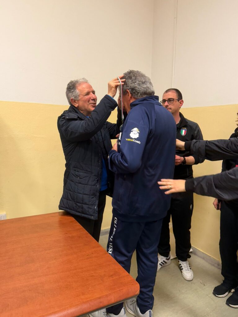 Consegna medaglia atleta Real Vesuviana